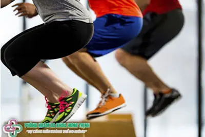 Bài tập thể dục giảm mỡ bằng cách nhảy cóc