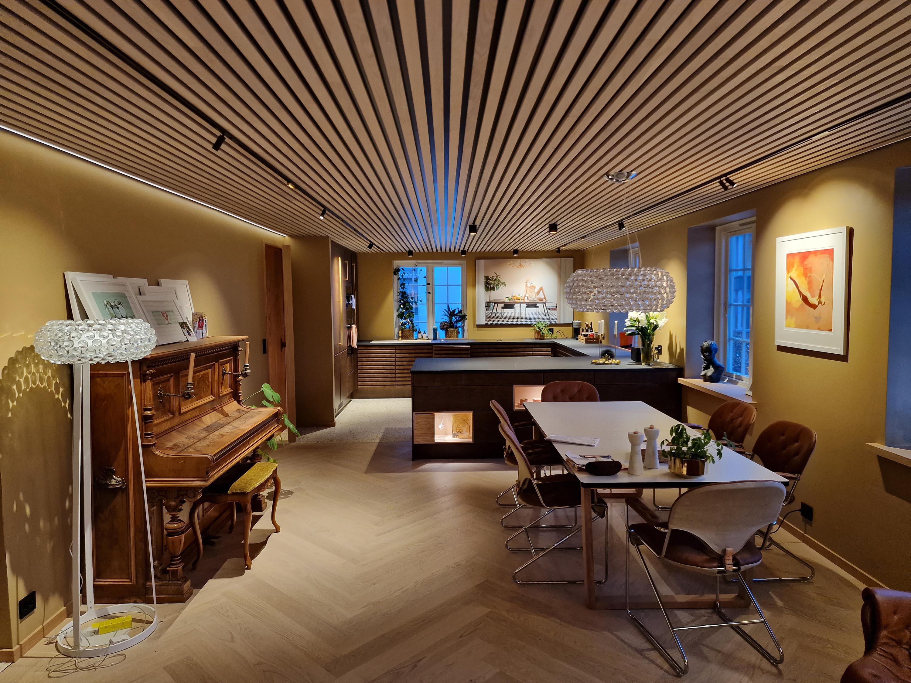8 types of trendy wood styles for your home decor