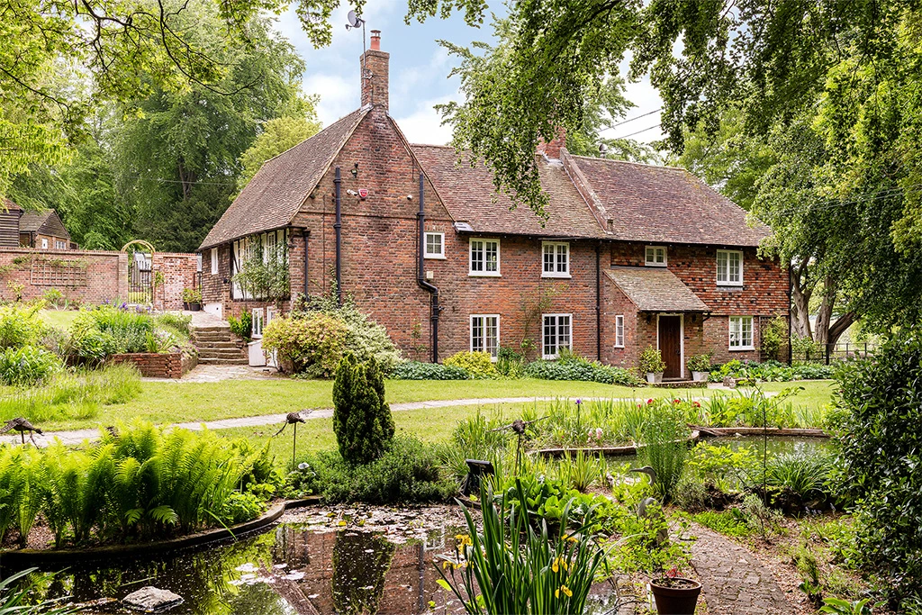 Grade II Listed Building Extension in Conservation Area