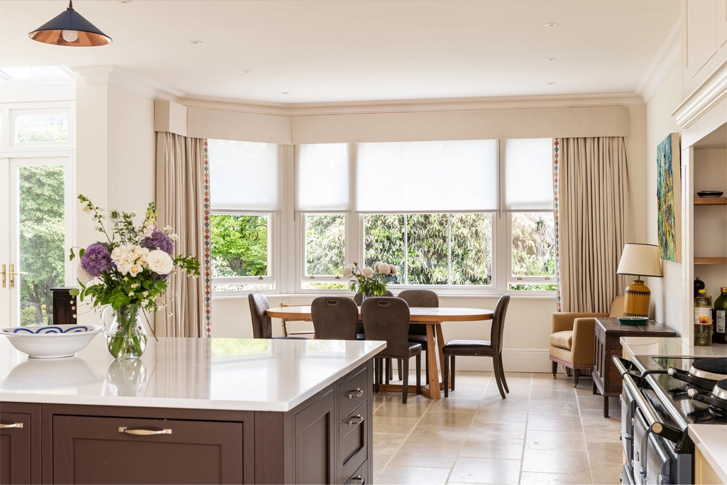 Contemporary Farmhouse Extension and Renovation in Kent