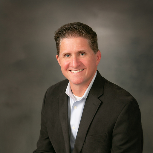 Chris Arnold headshot