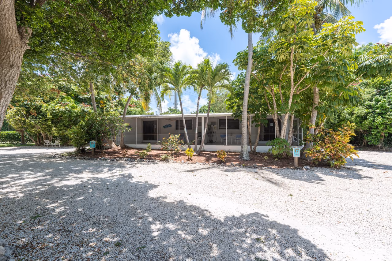 Exterior view of unit 5 at Kon Tiki Resort in Islamorada.