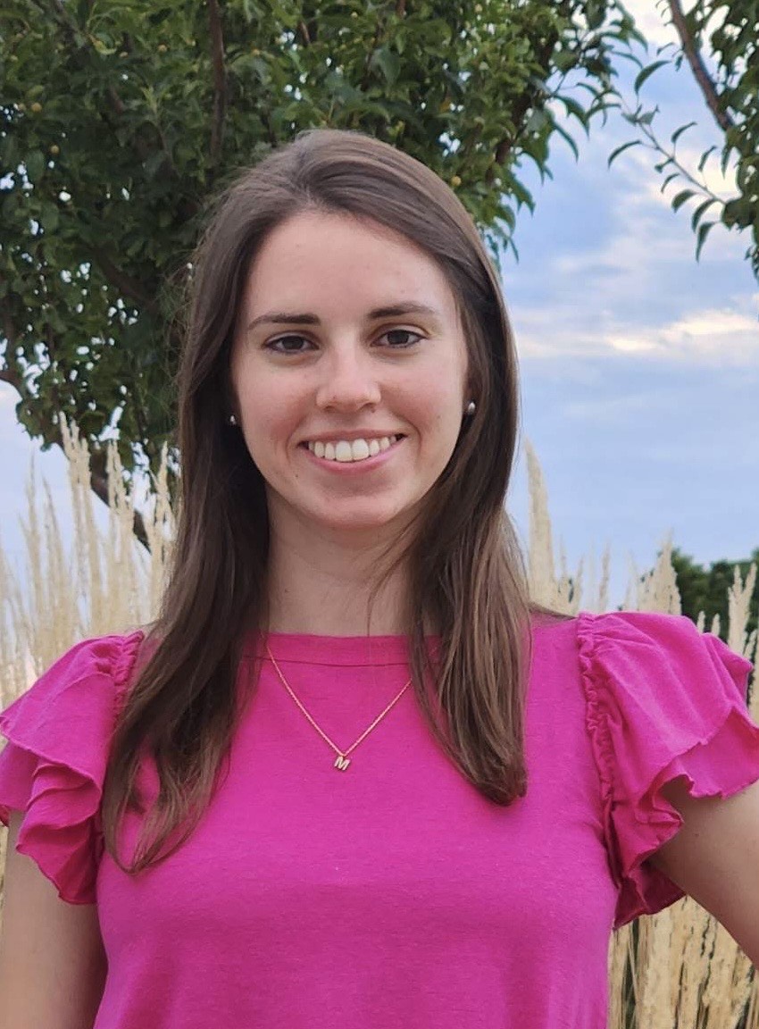 Mont Yourdon, LCMFT Therapist