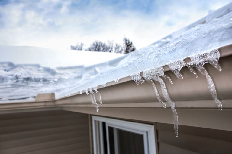 Why Homeowners Choose Metal Roofing for Long-Lasting Protection