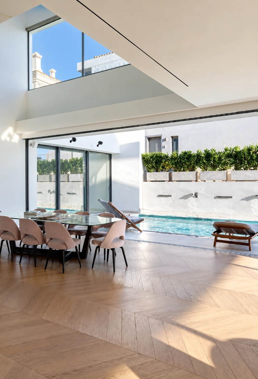 Dining area opening to the pool