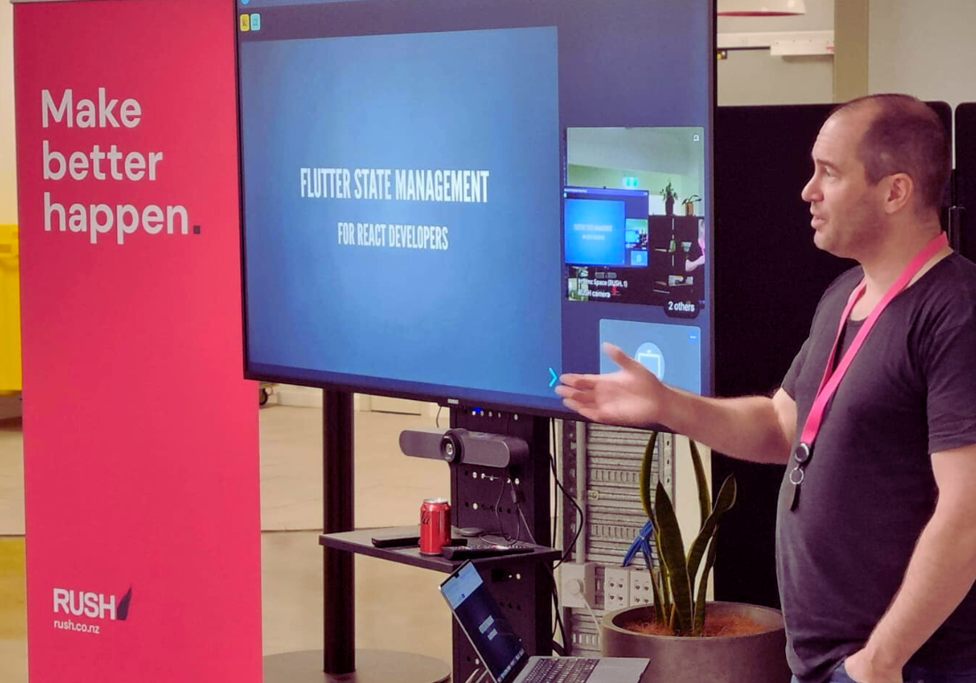 Hamish Friedlander presenting Flutter State Management