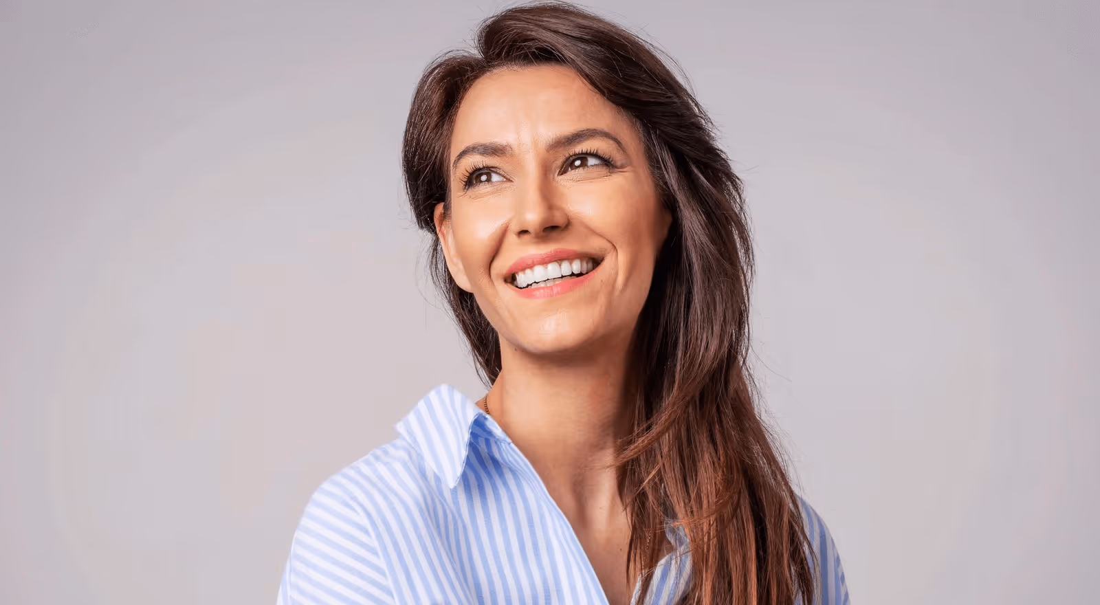 Micro-Veneers & Traditional Veneers: What’s the Difference?