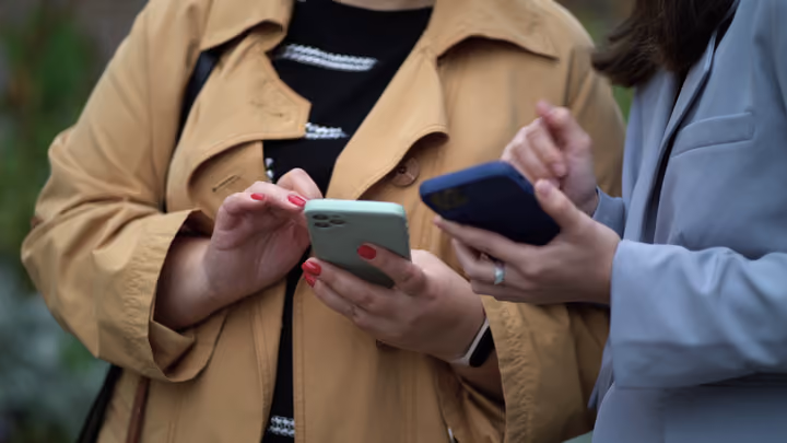 10 ways to use interactive SMS to engage customers