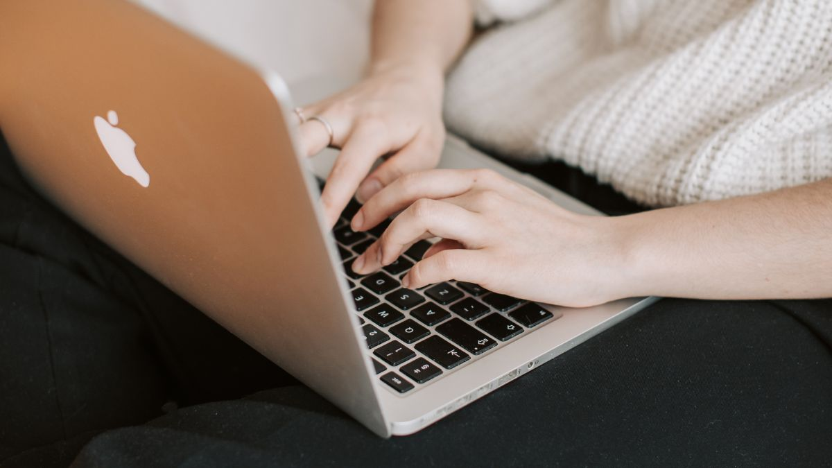 18 actionable ways to improve customer experience in e-commerce