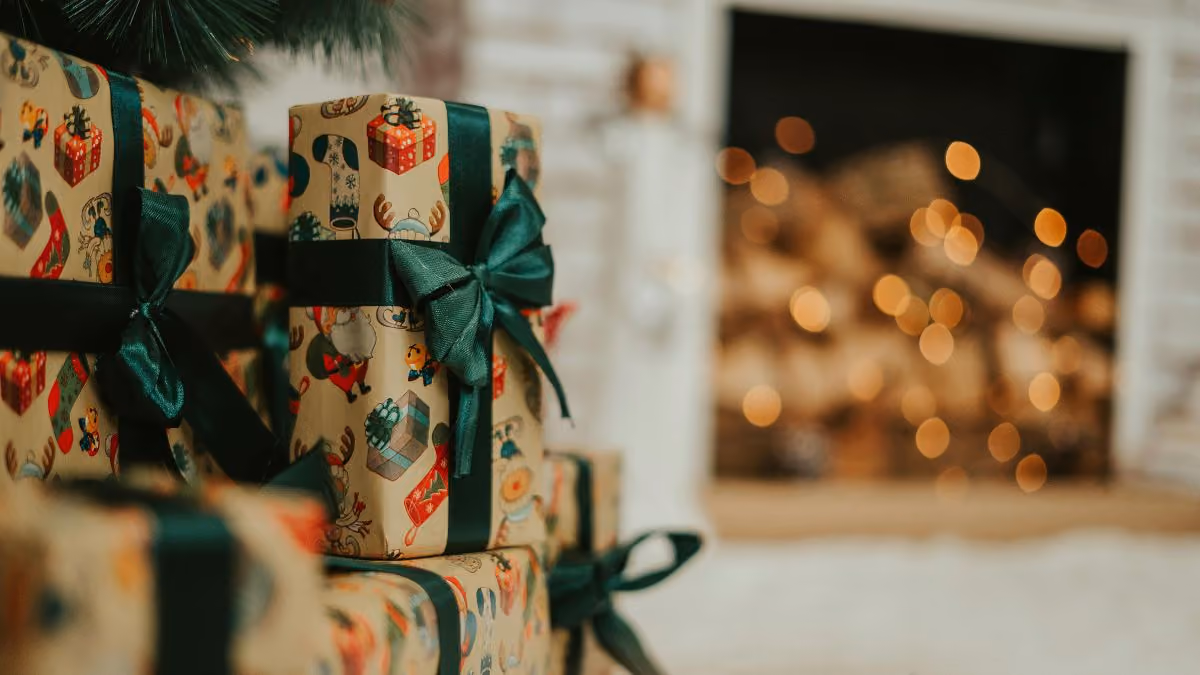 Holiday SMS marketing campaigns: 10 ideas to drive conversions