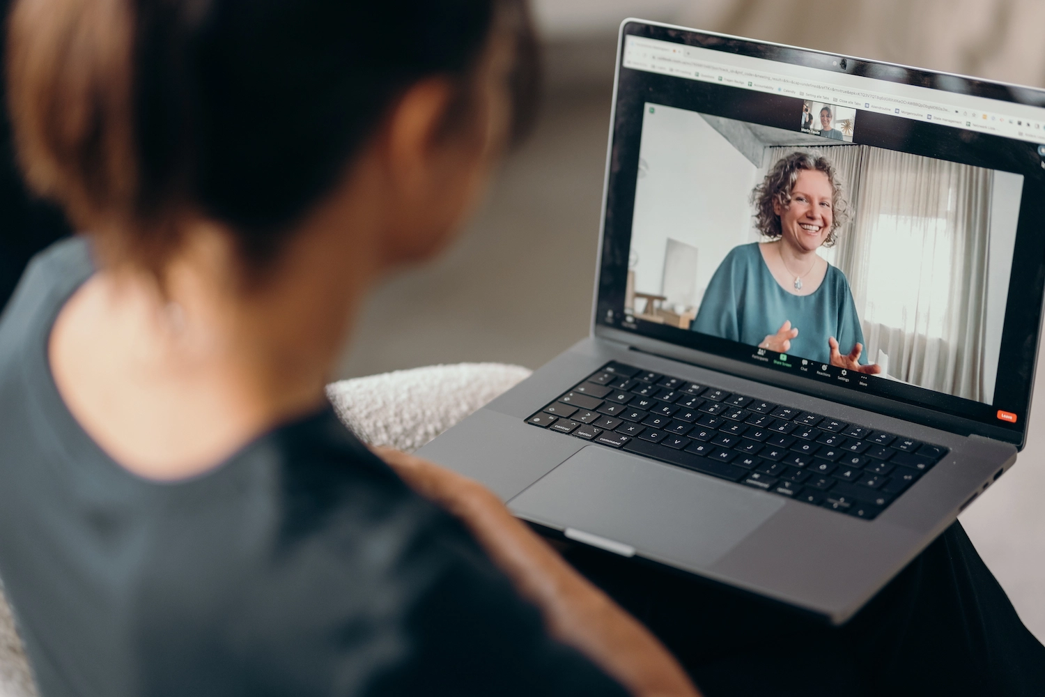 Ein Online Wut-Coaching kann ebenfalls helfen mit der Situation klar zu kommen