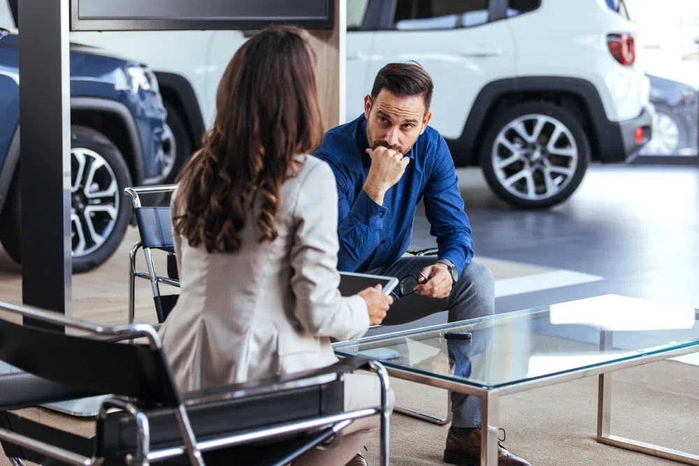  What are the benefits of trading in my car?