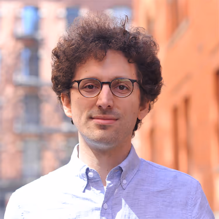 Yoav Artzi