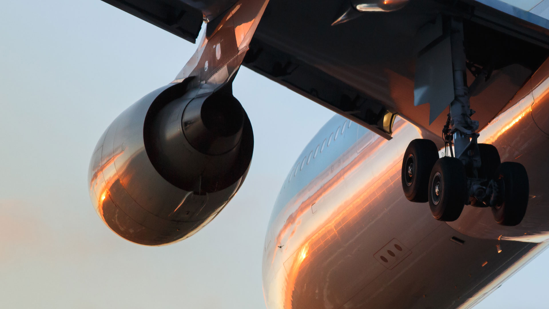 Navigating the unpredictable: How airlines tackle the toughest CX problems with GenerativeAgent