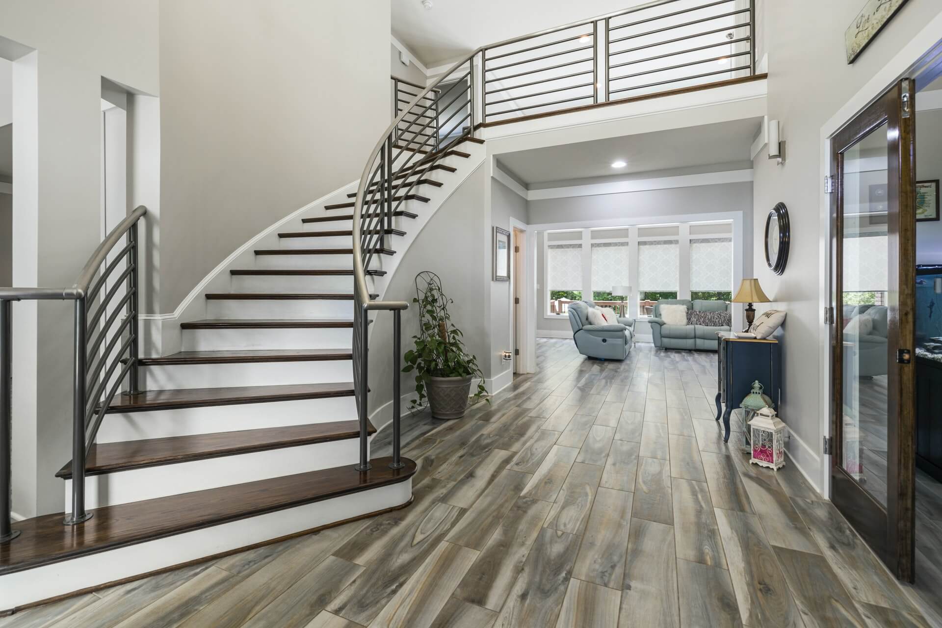 Astonishing foyer