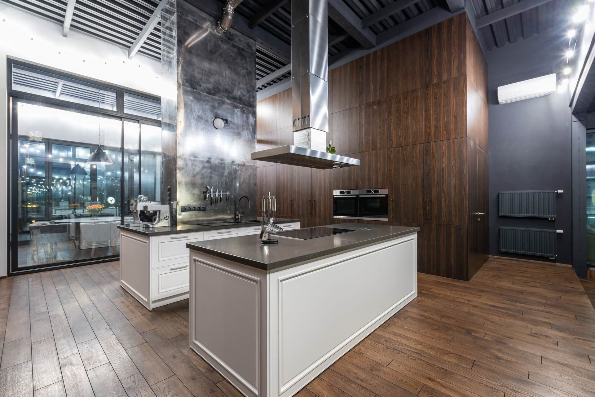 Chef's kitchen