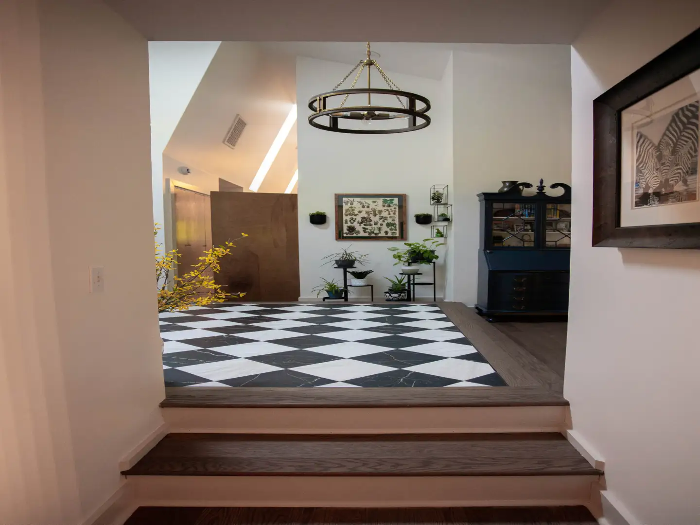 Beautiful Fourier with newly installed tile