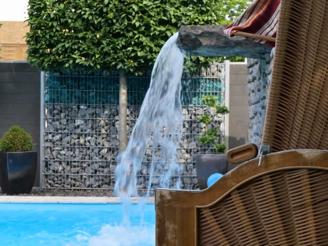 Gartenpool bauen lassen