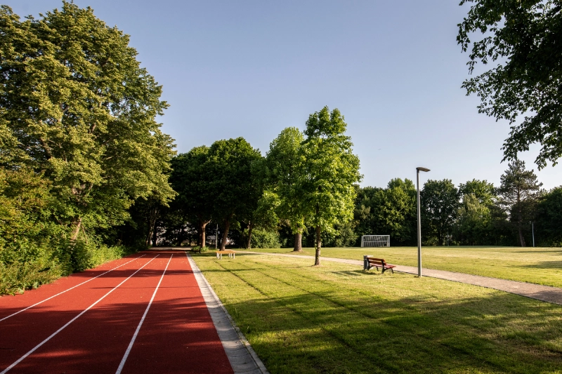 Tartanbahn im Trimmpark, Gesamtansicht
