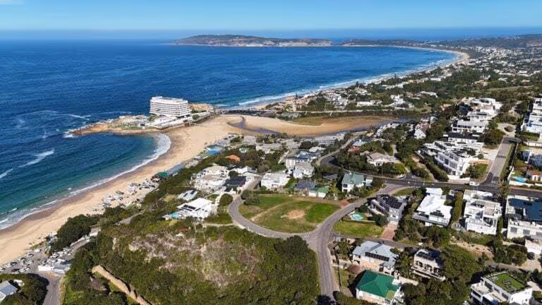 Plett’s Pricey Property Problem: Value vs Reality