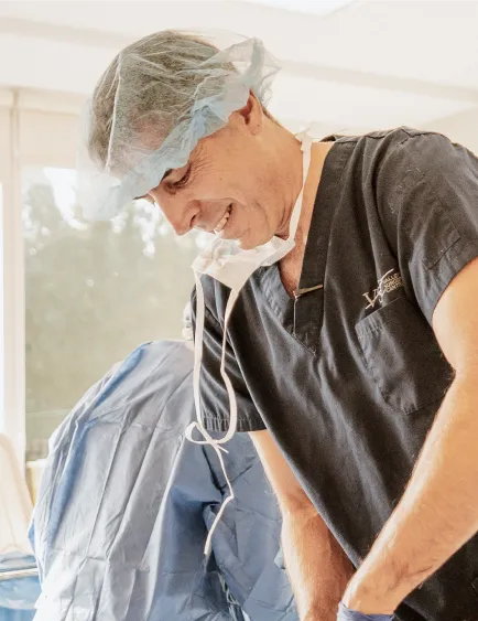 Dr. Thomas Buonassisi, MD, FRCSC — Facial Plastic & Reconstructive Surgeon, 8 West Clinic Vancouver