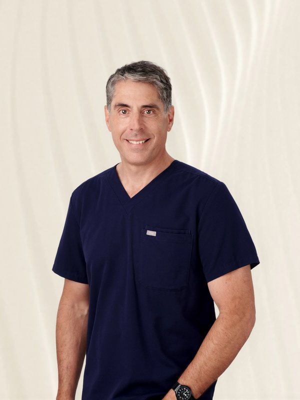 Dr. Thomas Buonassisi, MD, FRCSC