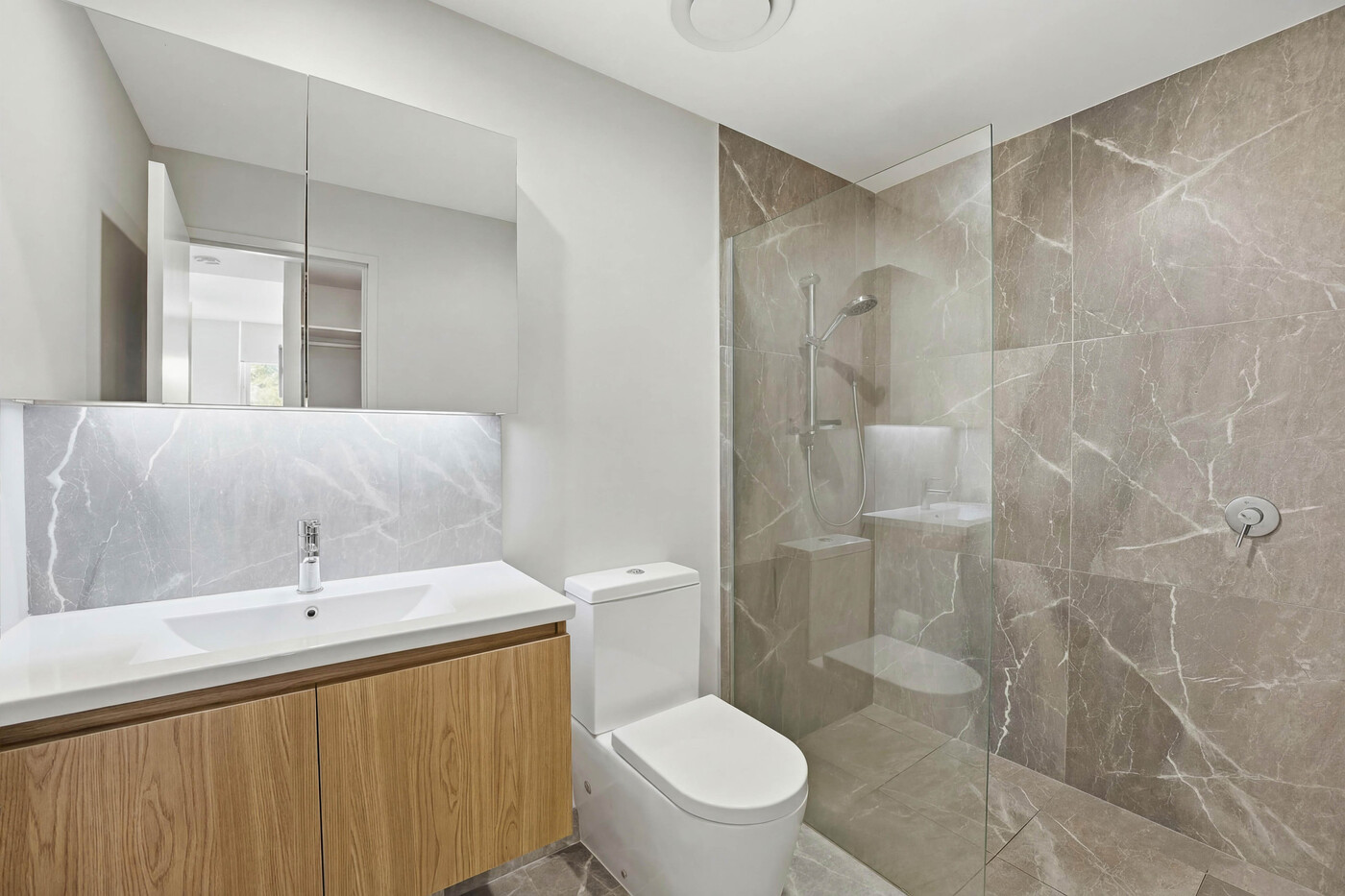 104/8 Meron Street, Southport QLD 4215, Southport - Thumbnail 6