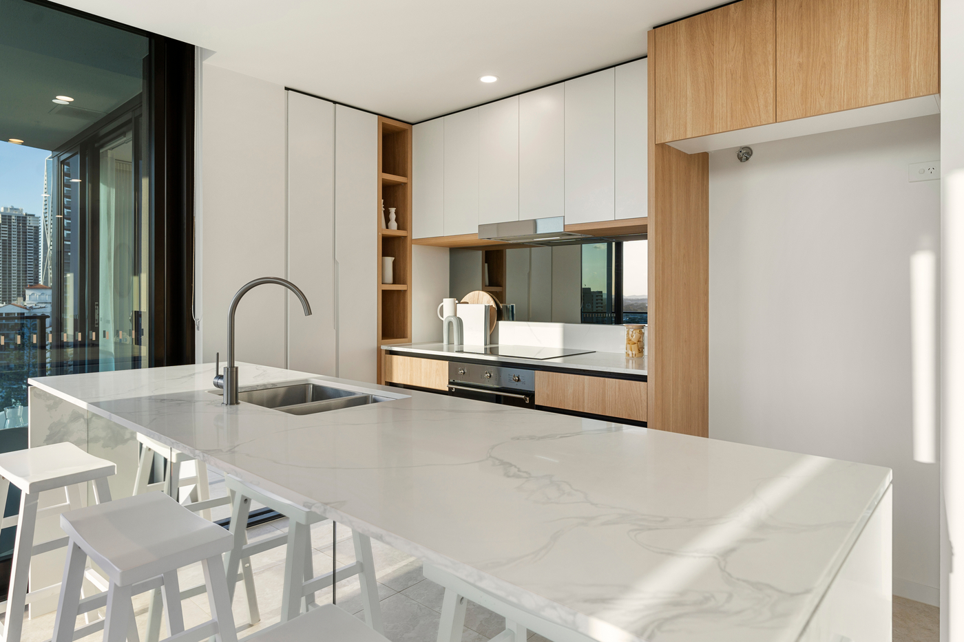 1001/28 Second Ave, Broadbeach QLD 4218, Broadbeach - Thumbnail 2