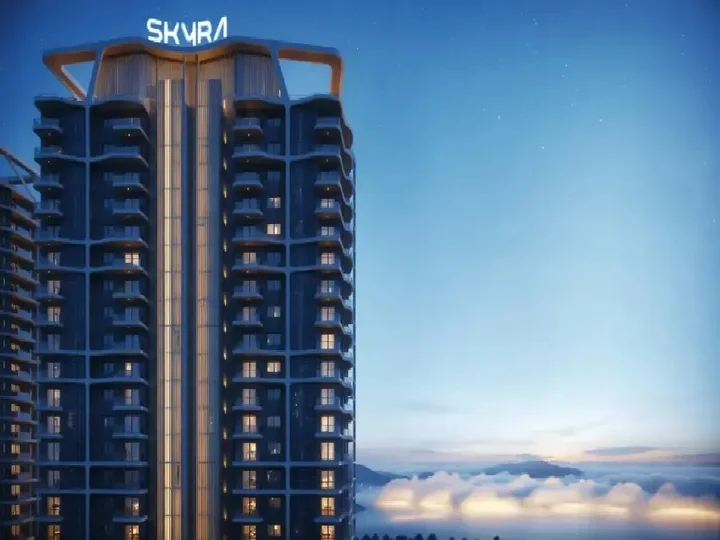 Sky-level crown design of Rajapushpa Skyra tower