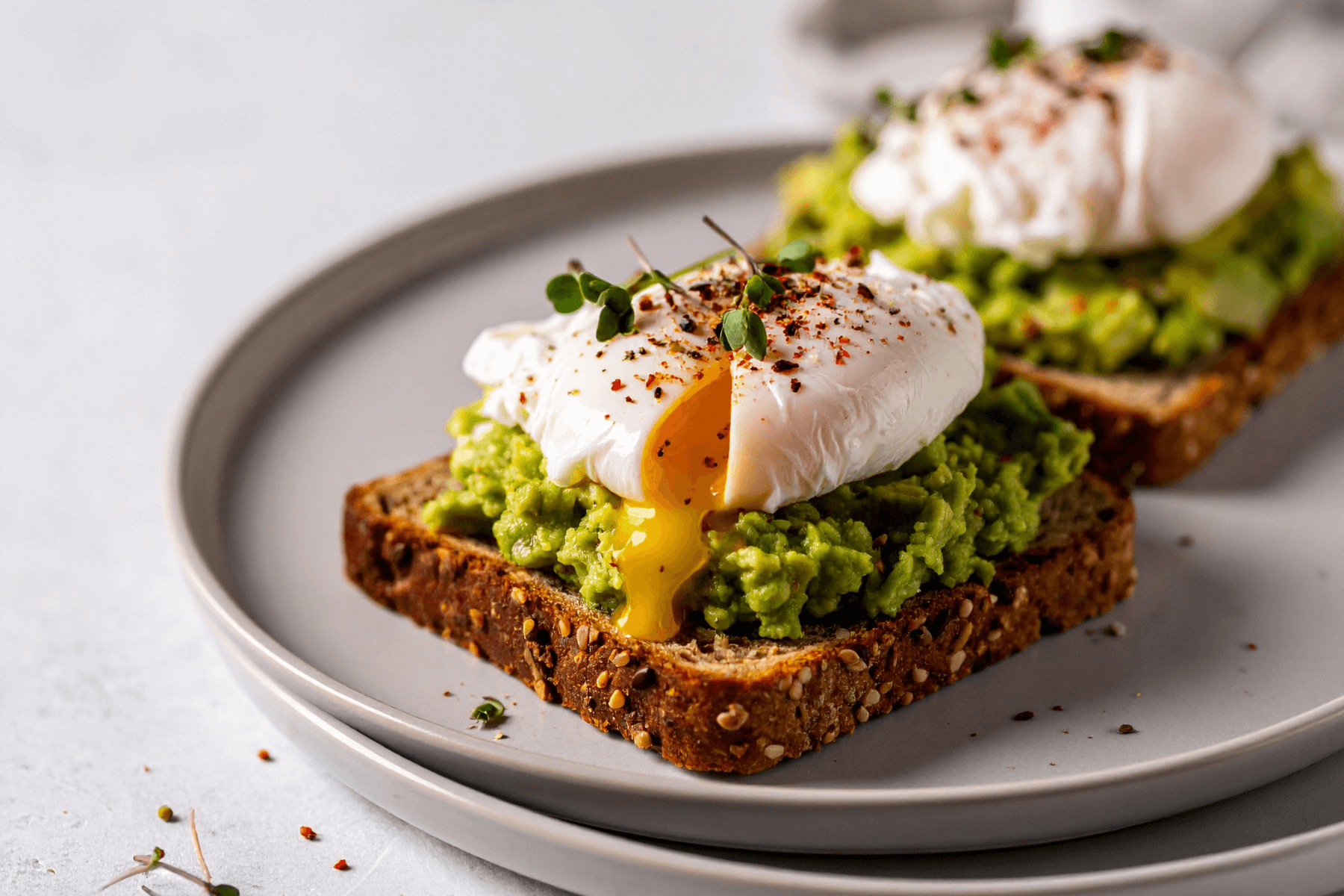 Fueling Your Beach Day: Healthy Breakfast Options
