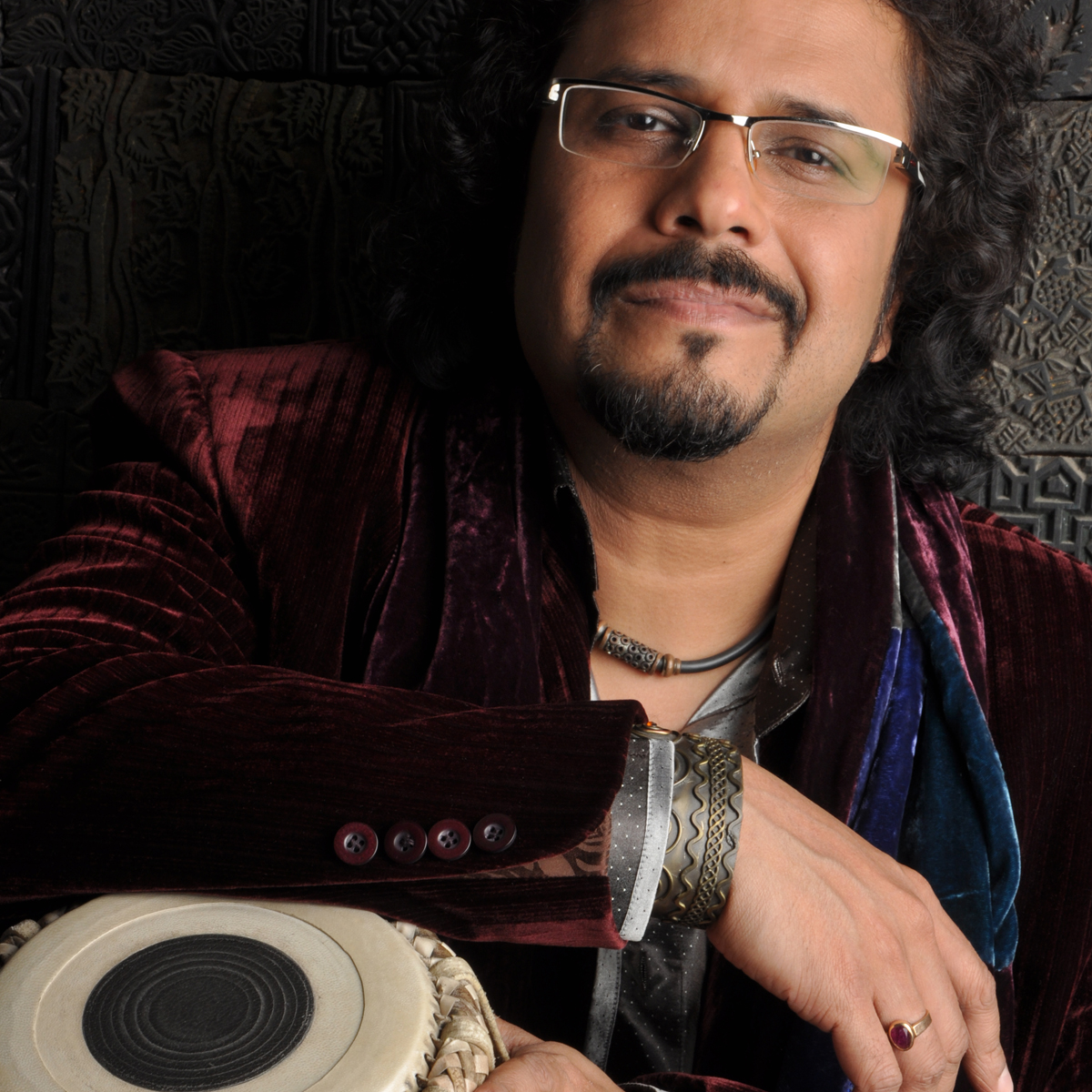 6° Concerto Serie Smeraldo | Duisburger Philharmoniker | Stefan Blunier, direttore | Kamalini Mukherji, voce | Bickram Ghosh, tablas, khol-tabla e knjeera | Swarnendu Mondal, sarod | Abhisek Mallick, sitar | Koray Berat Sari, baglama e duduk