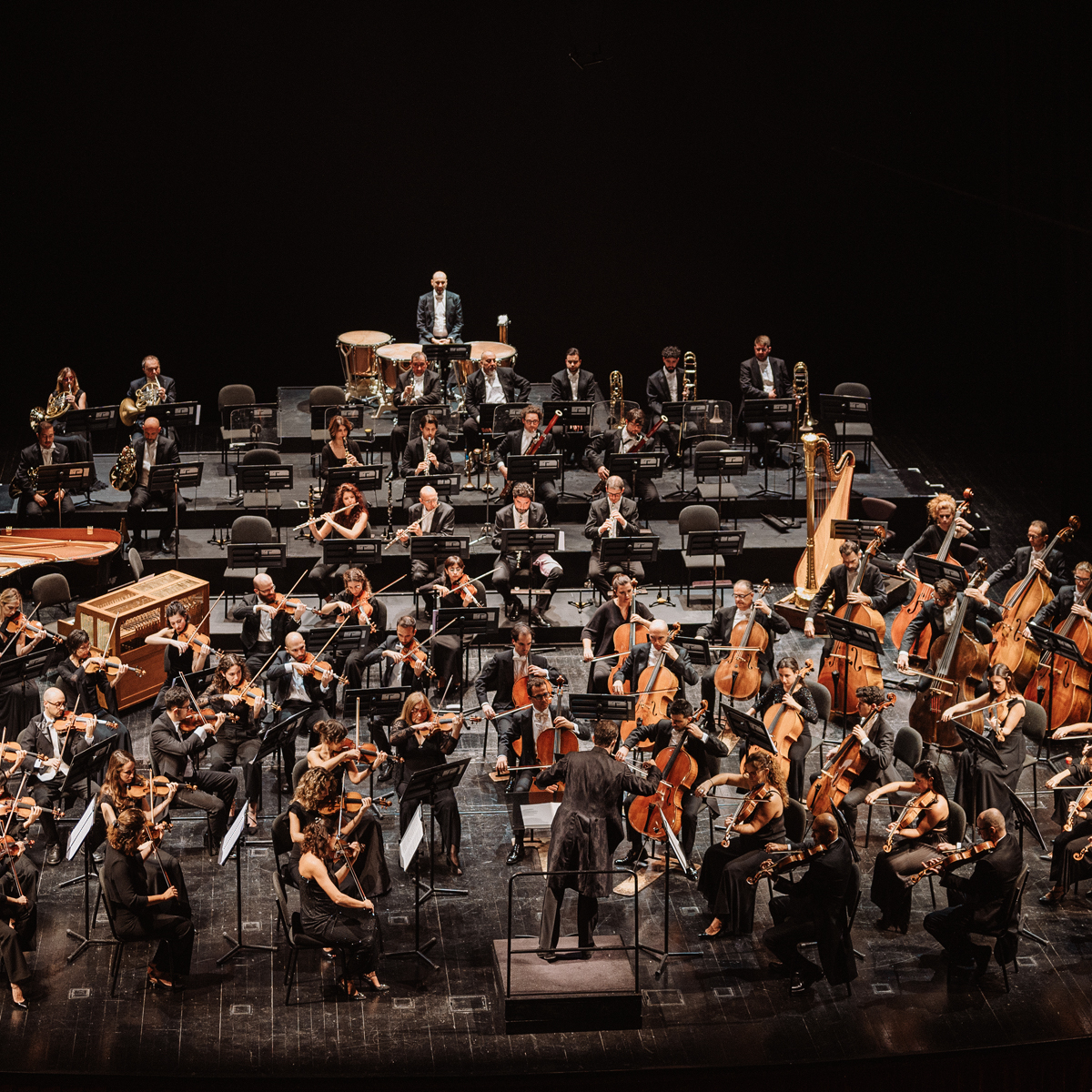 10° Concerto Serie Rubino | Filarmonica Arturo Toscanini | Stepan Armasar, direttore | Hawijch Elders, violino | “Evergreen”