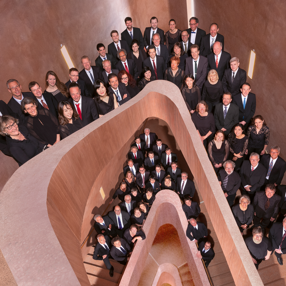 6° Concerto Serie Zaffiro | Duisburger Philharmoniker | Stefan Blunier, direttore | “Sospensione e slancio”