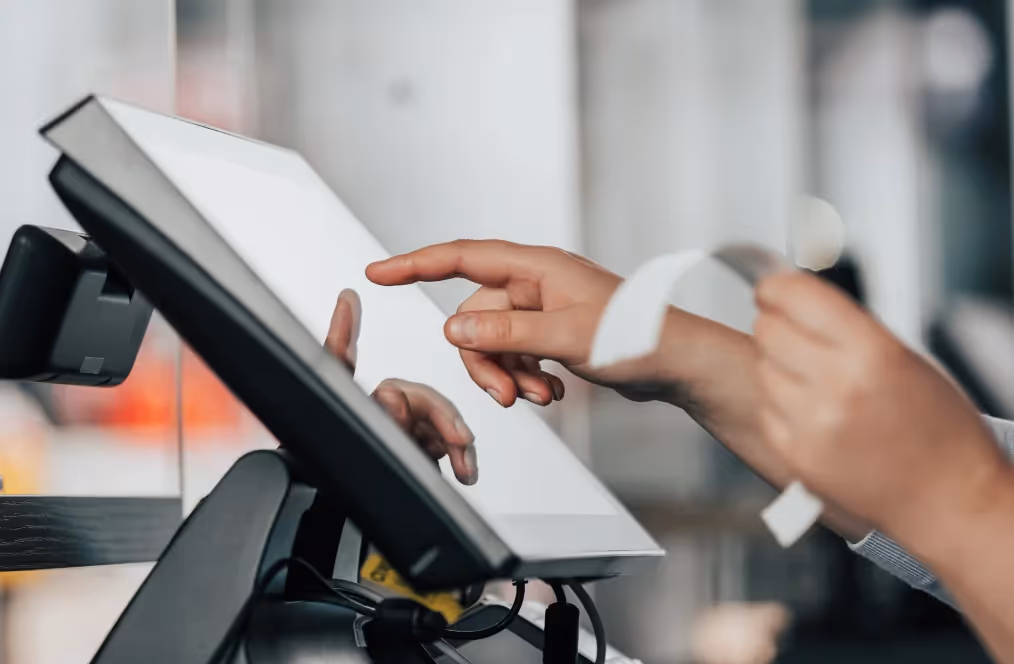 Visual representation showcasing corporate seamless integrations and a diverse range of product offerings on Flash Group's platform – Explore the versatility and efficiency of our integrated solutions.