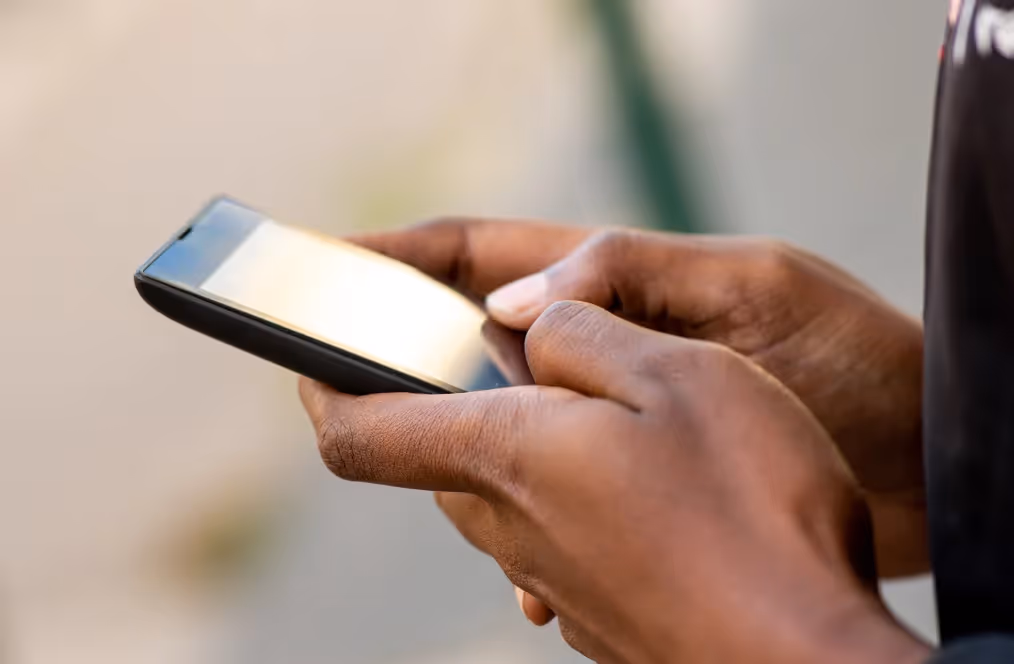 Visual representation illustrating the empowerment of your business with Flash Group's cellular solutions – Explore the transformative capabilities and advantages for your business growth.