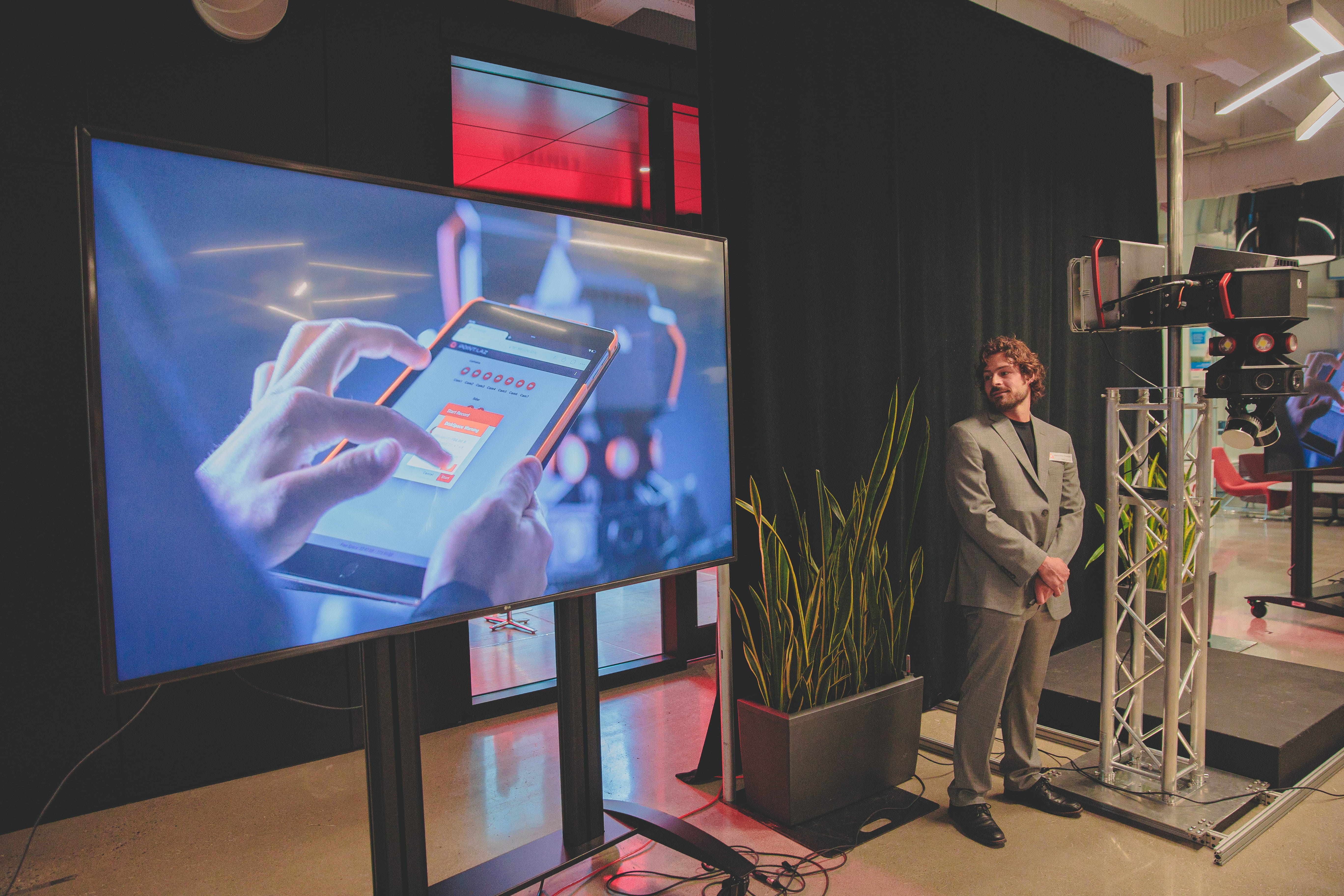 Point Laz team demos how their scanner works via a remote controller.
