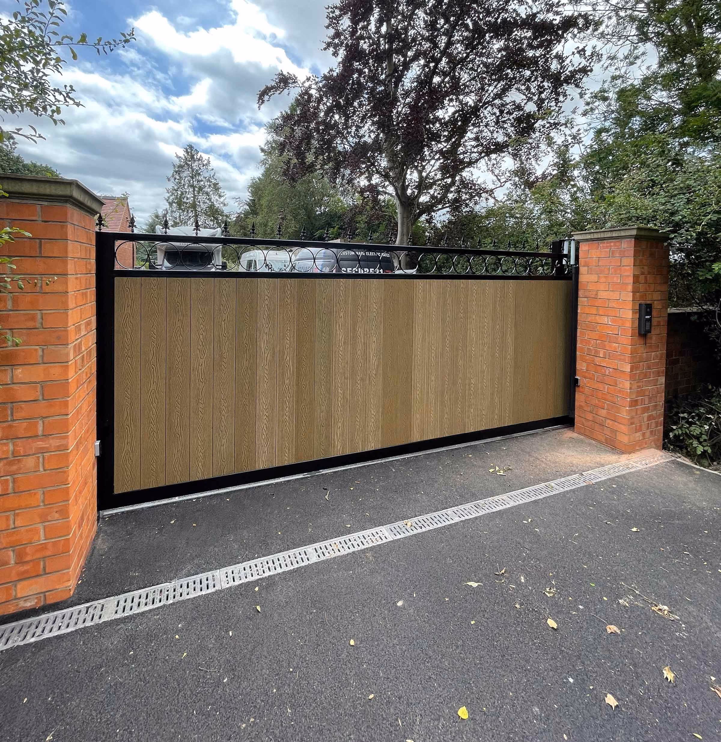 Sliding Driveway Gate installed by Secure21 Ltd