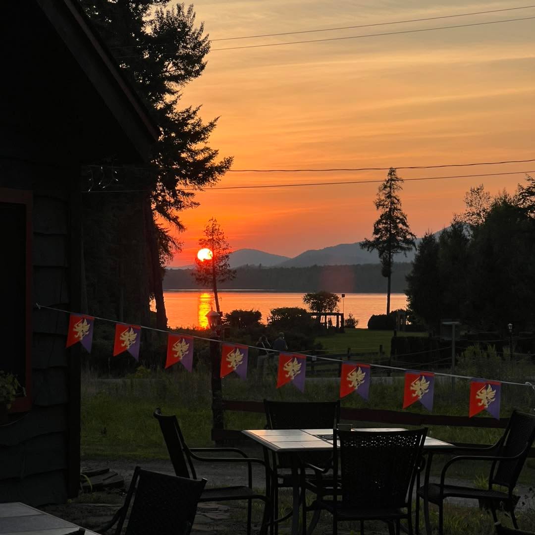 Just one of many gorgeous sunsets from our Lake View Dining Room this summer! 

#adkmountains #adirondackalps #lakeclearlodge #vacation #getaway #sunset