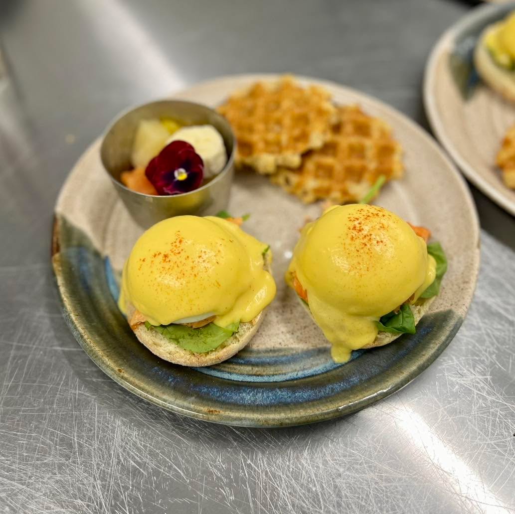 A great day for some Eggs Benedict 😋