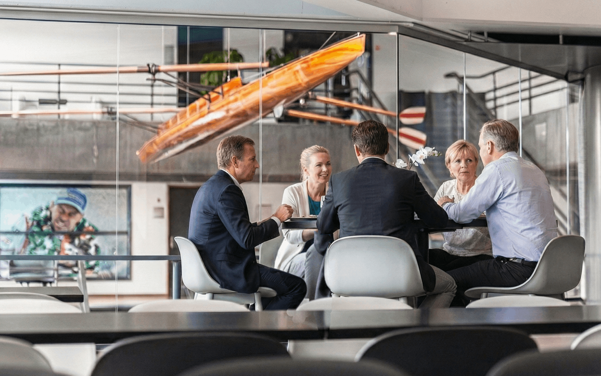 Conference guests dining at the IdrættensHus Restaurant
