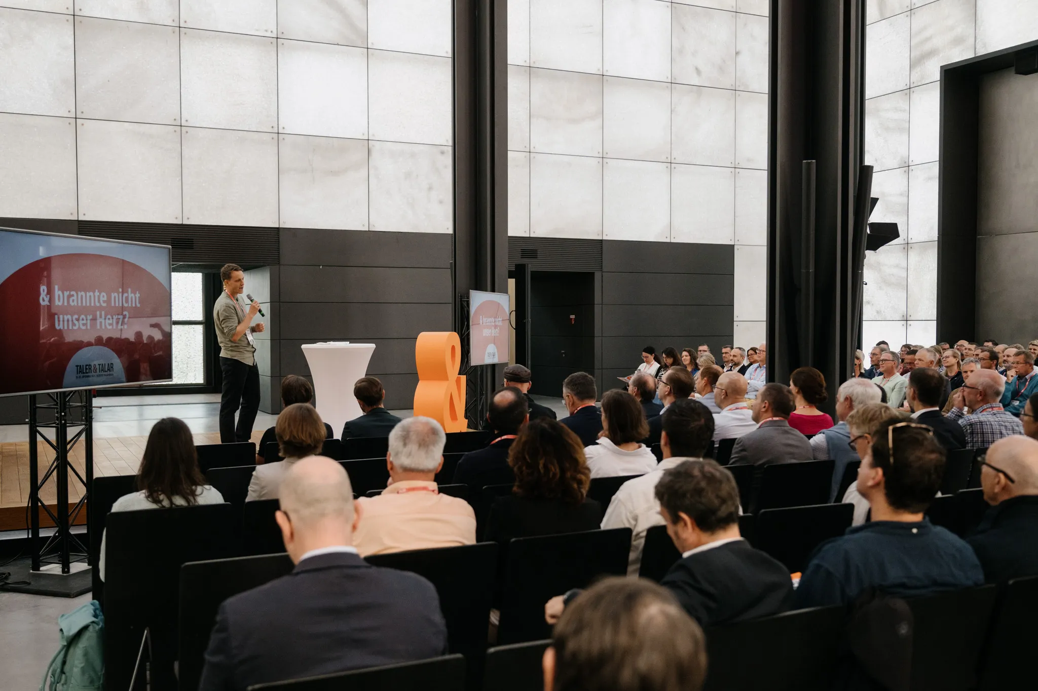 Tobias Siebel auf der Taler und Talar Konferenz