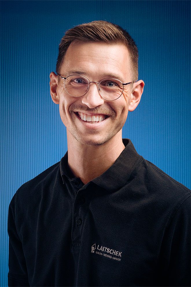 Porträt von Peter Hohmann, Glasa-Teammitglied mit Fokus auf Planung und Glaslösungen