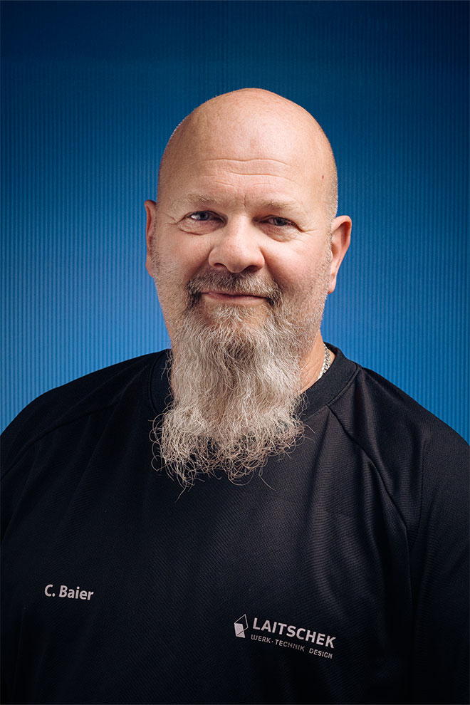 Porträt von Claus Baier, Glasa-Teammitglied mit Erfahrung in Einbauarbeiten