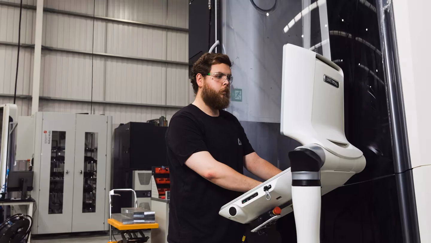 क्लाउडएनसी के पास फैक्ट्री क्यों है?