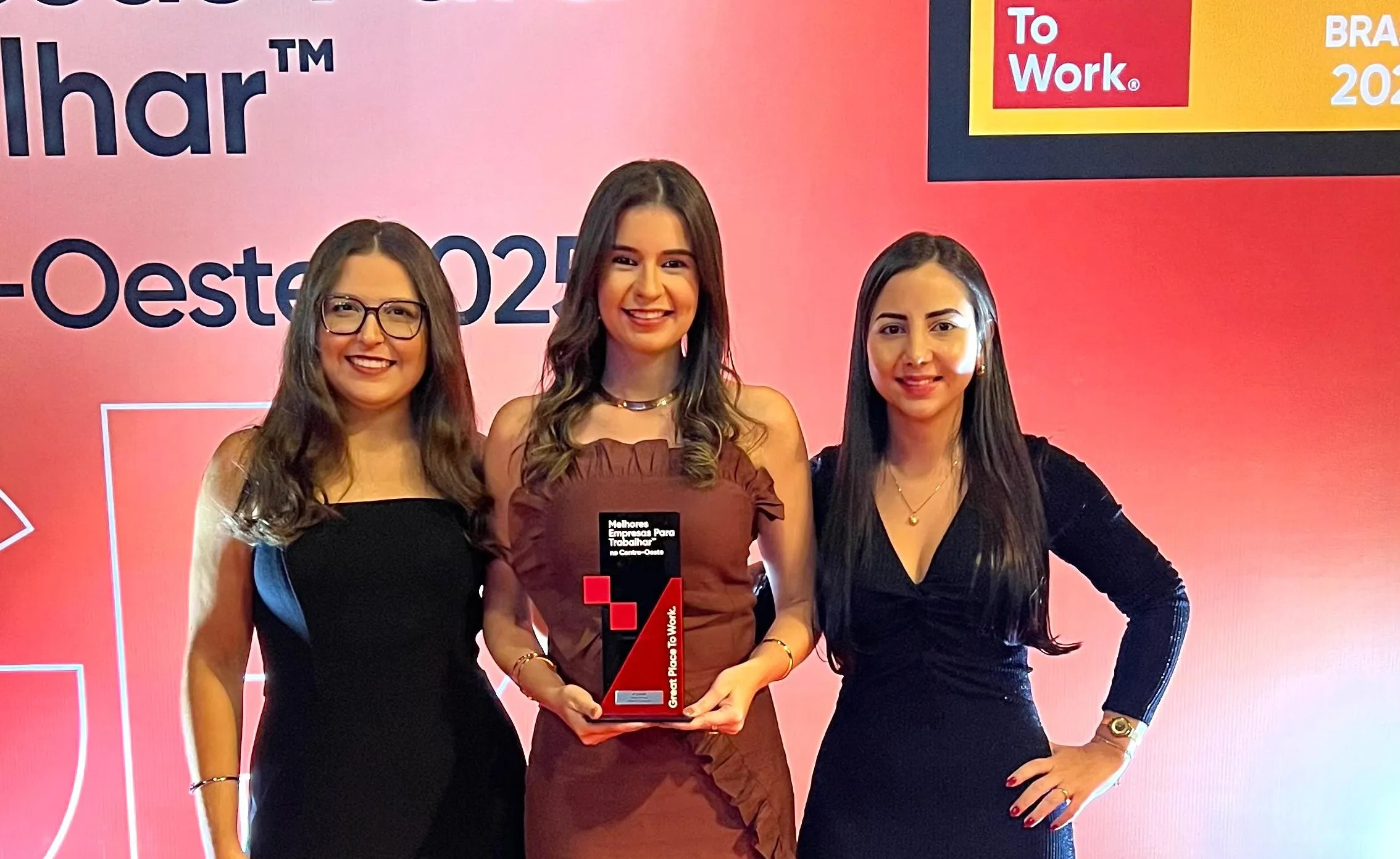 Ana Erminia, Karen Guimarães e Amanda Gomes
