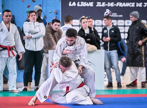 Prise du jujitsu