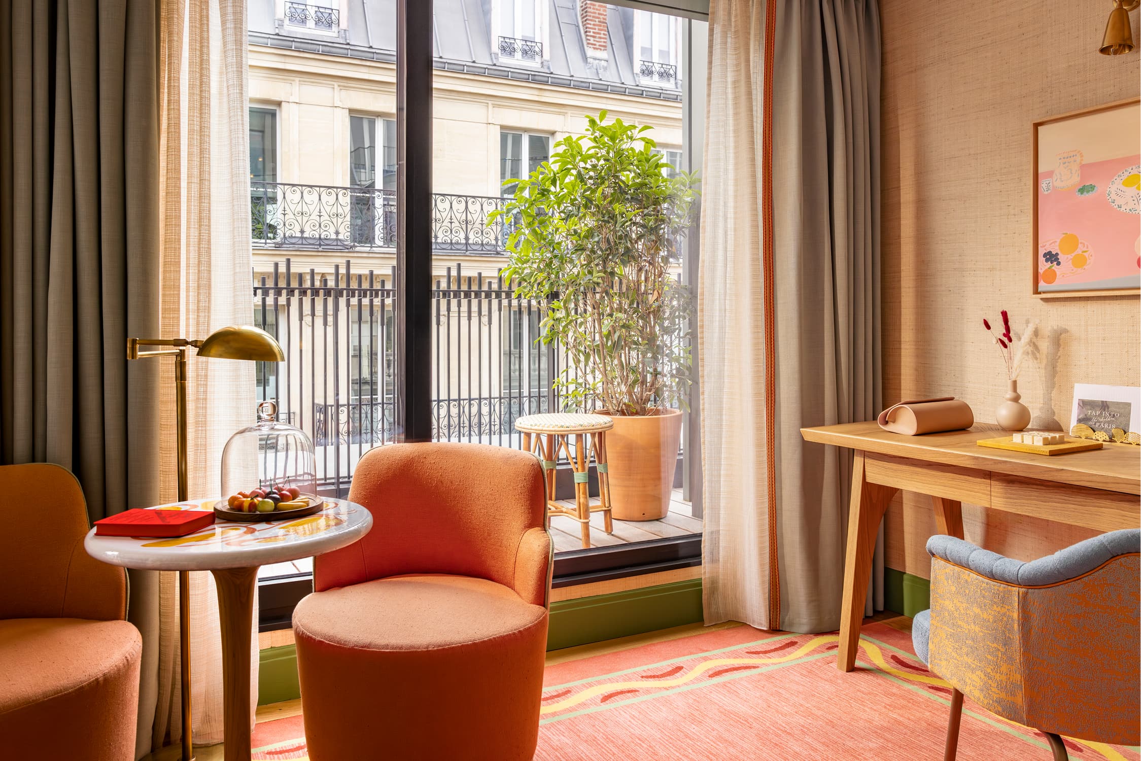 living room of superior room la fantaisie