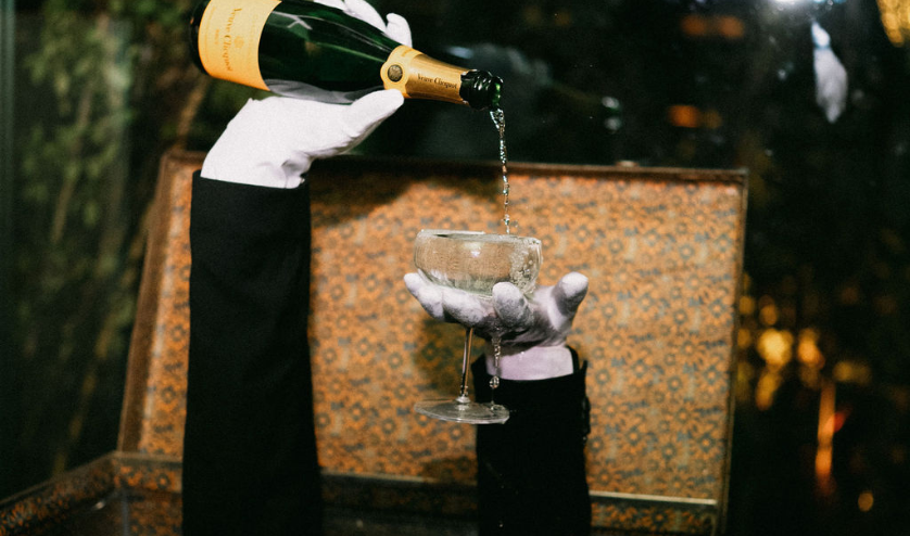 Champagne at la Fantaisie