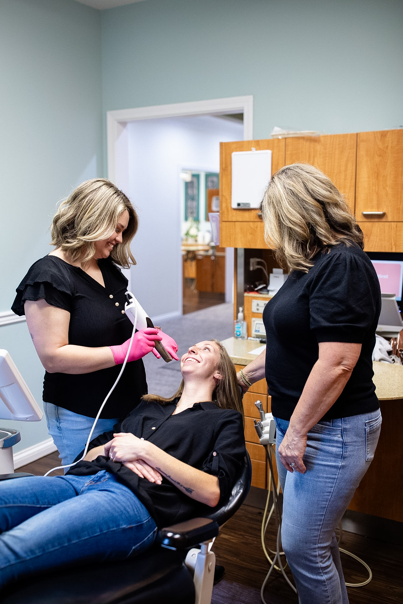 twin lakes family dental staff