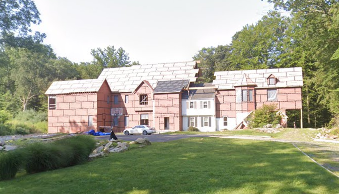 Container & Vessel Storage